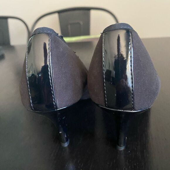 NEW Ellen Tracy Black Cap Toe Pointed Heels Pumps Womens Size 7.5 Stiletto - Picture 7 of 9